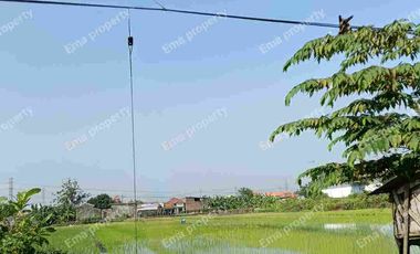 Lokasi strategis, harga murah . dijual lahan di By pass Krian