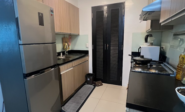 GOOD DEAL FOR SALE 1 BEDROOM TWO SERENDRA BGC SEQUOIA CONDO