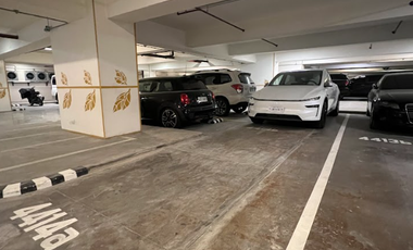 GOOD DEAL FOR SALE 1 BEDROOM TWO SERENDRA BGC SEQUOIA CONDO