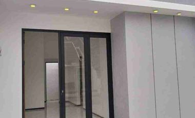 ‼️Rumah Baru Wiguna‼️ Dekat Kampus UPN, Tinggal bawa Koper Saja