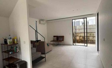 Rumah YVE HABITAT Cantik Siap Huni Legalitas Aman Harga Terbaik