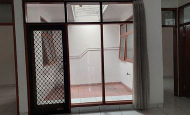 Rumah Nyaman 1 Lantai di Taman Sakura Indah