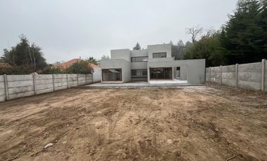 Hermosa Casa Estilo Mediterráneo Mirador de Nogales , machalí