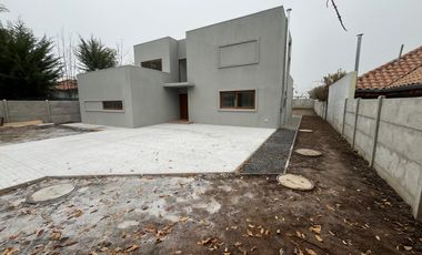 Hermosa Casa Estilo Mediterráneo Mirador de Nogales , machalí