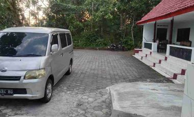 rumah besar dekat kampus uii jogja