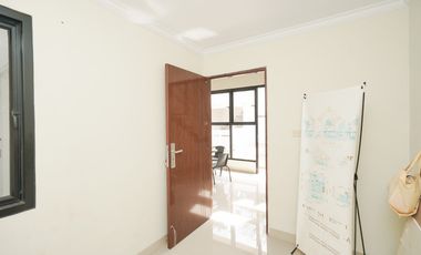 Rumah SHM 2 Lt Bebas Banjir 10 Mnt ke Gerbang Tol Jati Warna J-35697