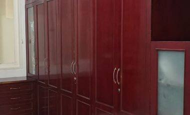 Rumah Furnish 2 Lantai Dekat Kawasan Bisnis, Pendidikan dan Akses Tol di Taman Permata Buana Jakarta Barat