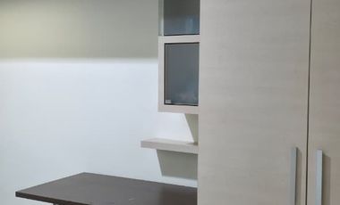 Rumah Furnish 2 Lantai Dekat Kawasan Bisnis, Pendidikan dan Akses Tol di Taman Permata Buana Jakarta Barat