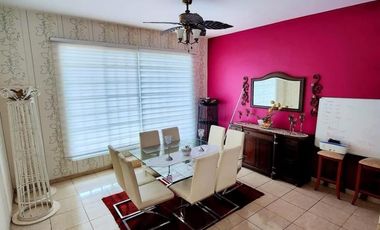 CASA EN VENTA EN LA COL: PRIMERO DE MAYO NORTE Ubicado a unas Cuadras De Ejercito Mexicano