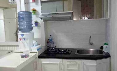 JUAL CEPAT 2BR FURNISHED (SHM) TOWER GERANIUM APARTEMEN BASSURA CITY