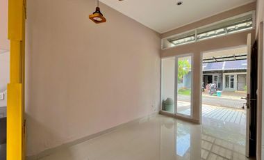 the River colorado Rumah baru selangkah satasiun  parung panjang