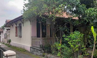 Tanah murah, bonus Rumah Joglo Estetik, kayu Jati, cocok utk Homestay, hunian di Banyuraden jl Godean dalam Ring roads dkt Malioboro, Keraton Yogya