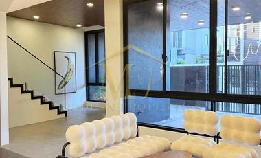 Sleek Luxury 4 Bedroom House in Plaridel, Bulacan