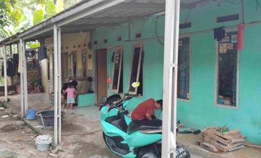 di jual kontrakan 2 pintu AJB masuk motor di sawangan baru depok