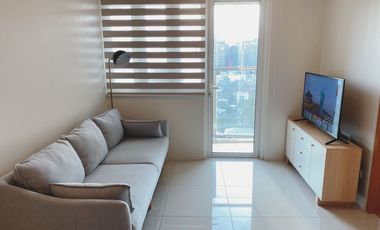 Madison Park West – 1BR Fully Furnished Unit with Parking For Rent in BGC