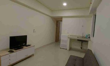 Disewakan Semi Furnish 2 BR Meikarta