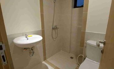 Disewakan Semi Furnish 2 BR Meikarta