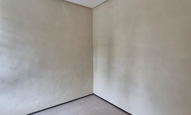 Disewakan Rumah di Jalan Utama Serenity Nginden