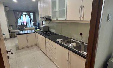 FOR RENT 2 WEEKS only 8 MIO IDR 2 BR + 1 Hamptons Park Apt P. Indah