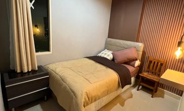 FOR RENT 2 WEEKS only 8 MIO IDR 2 BR + 1 Hamptons Park Apt P. Indah