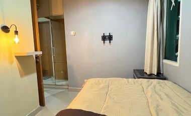 FOR RENT 2 WEEKS only 8 MIO IDR 2 BR + 1 Hamptons Park Apt P. Indah