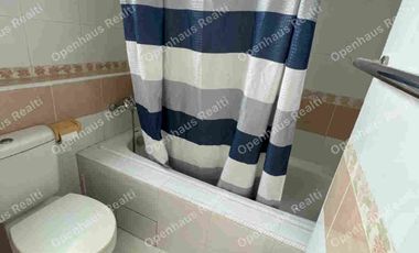 FOR RENT 2 WEEKS only 8 MIO IDR 2 BR + 1 Hamptons Park Apt P. Indah