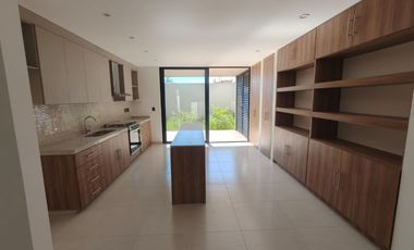 CASA EN VENTA EN VILANOVA RESIDENCIAL