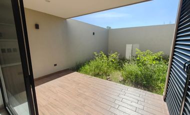 CASA EN VENTA EN VILANOVA RESIDENCIAL