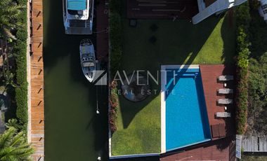 Casa en Venta, Isla Dorada, Zona Hotelera Cancun, Cancún