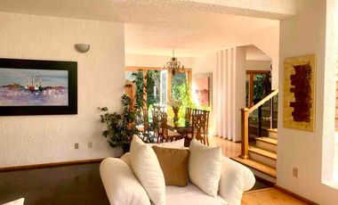 Casa en Venta dentro de Jadines del Ajusco.