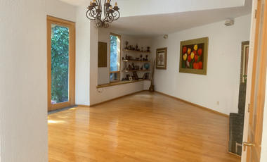 Casa en Venta dentro de Jadines del Ajusco.