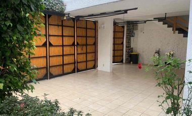 Casa en Venta dentro de Jadines del Ajusco.