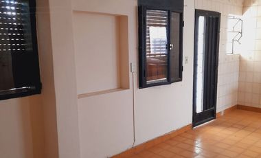 VENTA CASA CON COCHERA- AV. CENTRAL 4224-SMT