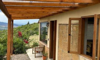 VENDO CASA 200 M2  CON LOTE DE 3200 M2 EN VILLA DE LEYVA BOYACA