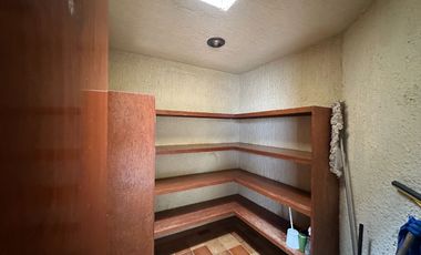 Hermosa casa en renta en Colinas de San Javier