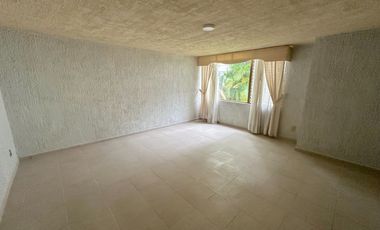 Hermosa casa en renta en Colinas de San Javier