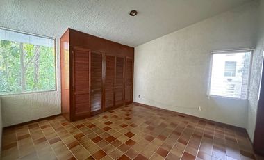 Hermosa casa en renta en Colinas de San Javier