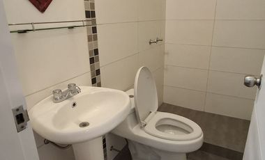 EXCELENTE DPTO. 1ER PISO CON ESTACIONAMIENTO URB. OLIMPO ATE