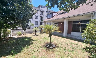 Vendo casa ideal para vivienda o negocio al norte de Quito Av Mariscal Sucre y Marcelo Rivadeneira barrio 23 de Junio Cotocollao a 50 metros del Sta M