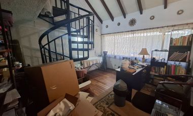 Vendo casa ideal para vivienda o negocio al norte de Quito Av Mariscal Sucre y Marcelo Rivadeneira barrio 23 de Junio Cotocollao a 50 metros del Sta M