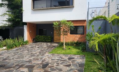 Casa en renta en Solares de 4 recamaras mas Roof garden