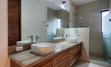 Casa en renta en Solares de 4 recamaras mas Roof garden