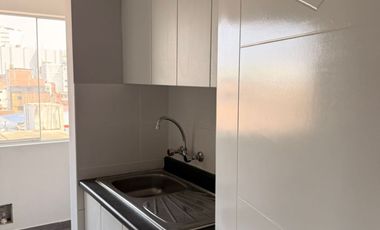 VENDO DEPARTAMENTO DE 3 DORMITORIOS EN AV SANTA ROSA PISO 6 VISTA INTERNA REMODELADO