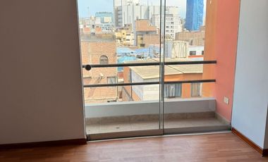 VENDO DEPARTAMENTO DE 3 DORMITORIOS EN AV SANTA ROSA PISO 6 VISTA INTERNA REMODELADO