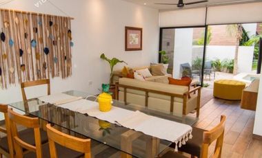 Villa en renta de 2 pisos con alberca dentro de la Ciudad