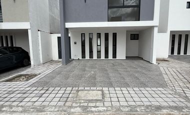 Casa en venta cerca de Blvd. Atlixco y Ciudad Judicial