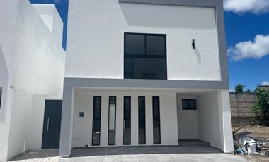 Casa en venta cerca de Blvd. Atlixco y Ciudad Judicial