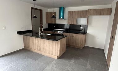 Casa en venta cerca de Blvd. Atlixco y Ciudad Judicial