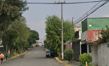 Casa en Residencial El Dorado Tlalnepantla Estado de México. Adjudicada