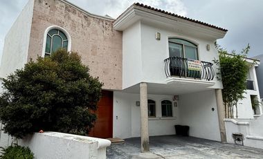 Casa en Venta BOSQUES DE SANTA ANITA. Coto 4